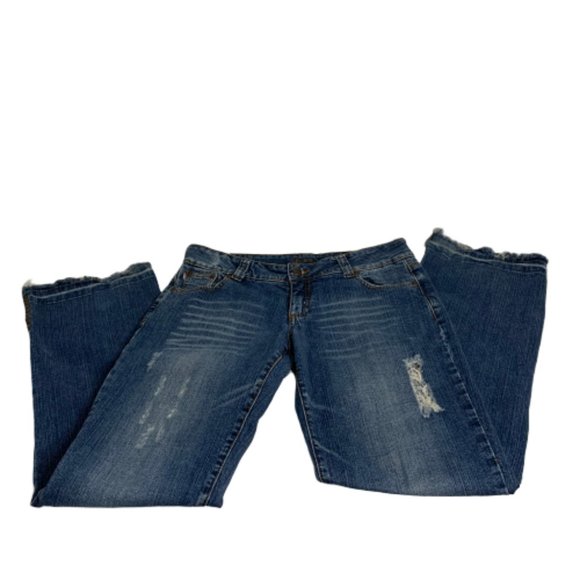 Younique Denim - Younique Size 14 Distress Embroider Jeans - A1590